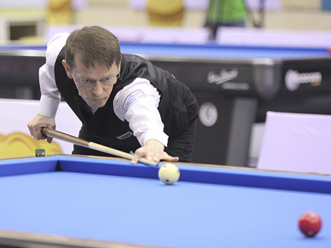 Tượng đài billiards thế giới Blomdahl Torjorn bất ngờ thất bại. Ảnh: LG