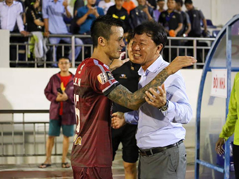 Hàng thủ của đội bóng do HLV Chung Hae Soung dẫn dắt đang có phong độ tốt khi để thua ít nhất V-League hiện tại. Ảnh: VPF