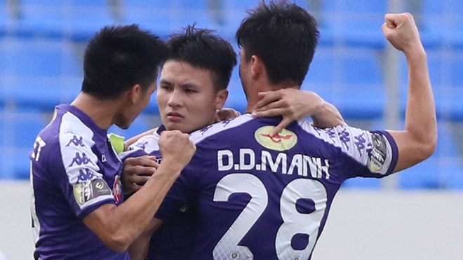 Quang Hải đang chơi hay hơn ở cấp CLB. Ảnh: VPF