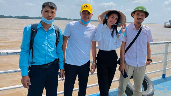 Hành động đẹp của vợ chồng Công Vinh - Thuỷ Tiên đã tạo được tiếng vang trong dư luận