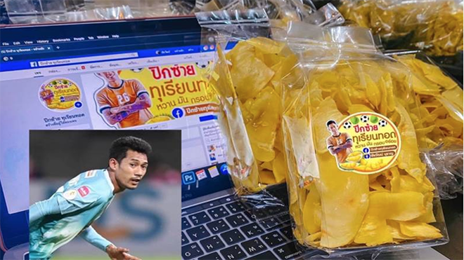 Chaiwat kinh doanh món ăn ưa thích của người Thái Lan trong những ngày không bóng đá