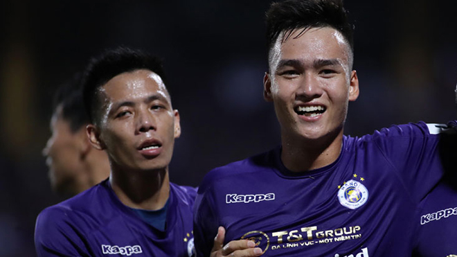 Việt Anh toả sáng giúp Hà Nội FC có danh hiệu đầu mùa giải 2021