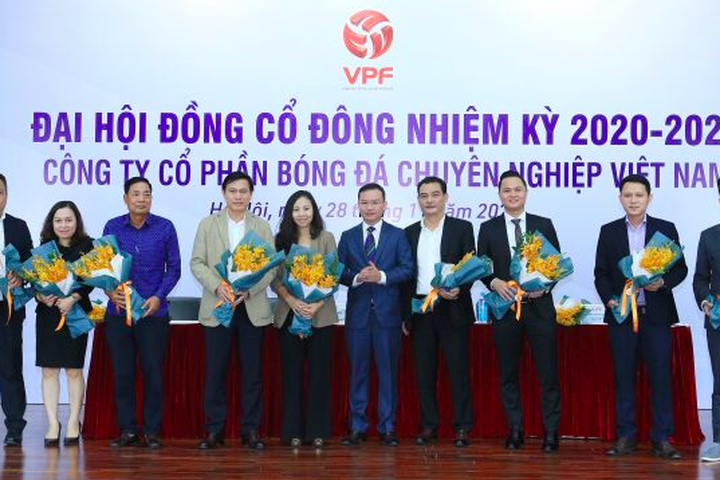 Hội đồng quản trị VPF bị các CLB phản ứng vì đề xuất hoãn V-League 2021 quá dài. Ảnh: VPF