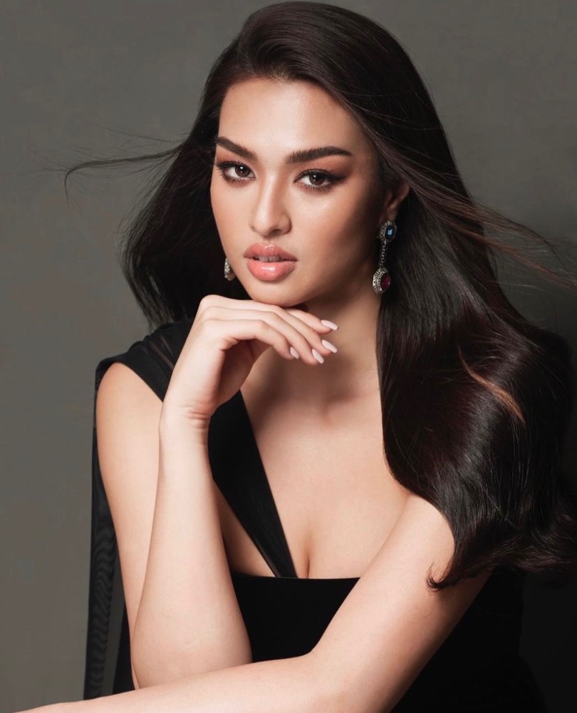 Miss Universe Thái Lan 2021: Sở hữu thân hình quá khổ, nhưng chưa bao giờ xấu hổ vì điều đó - Ảnh 11.