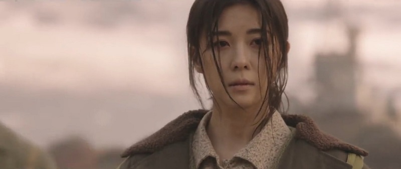 Tạo hình đối lập của Ha Ji Won trong phim mới - Ảnh 2.