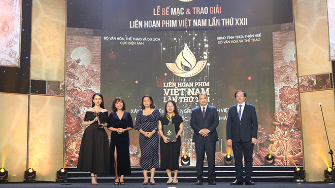 'Mắt biếc' giành Bông Sen Vàng Liên hoan Phim Việt Nam lần thứ XXII