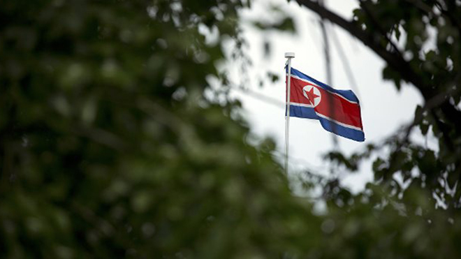 Bất ngờ triệu hàng loạt đại sứ về nước, Triều Tiên muốn 'đánh' hay 'hòa'?
