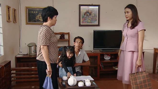 Hoa hồng trên ngực trái, Hoa hồng trên ngực trái tập 45, Hoa hong tren nguc trai tap 45, tập 45 Hoa hồng trên ngực trái, Hoa hồng trên ngực trái tập 45 vtv giải trí, VTV3