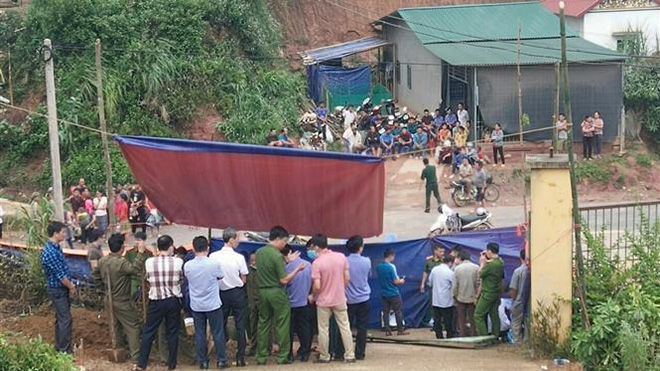 Vụ sập cổng trường làm 3 học sinh tử vong tại Lào Cai: Thăm hỏi, động viên gia đình các nạn nhân