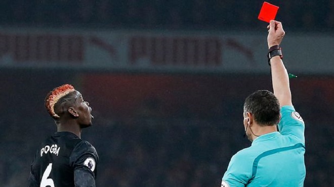 Pogba bị đuổi vì phạm lỗi ác ý, nghỉ trận derby Manchester