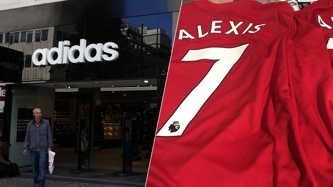 CĐV đã mua áo đấu M.U in tên Sanchez tại cửa hàng adidas