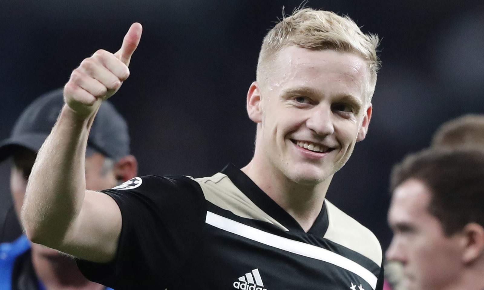 mu, manchester united, wan-bissaka, chuyển nhượng MU, Barca, Barcelona, Griezmann, Neymar, Real Madrid, Pogba, Buffon, juventus, chuyển nhượng, tin chuyển nhượng