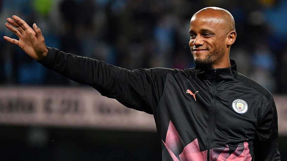 scholes, chuyền bóng, paul scholes, vincent kompany, man city, bóng đá, bong da, mu, manchester united