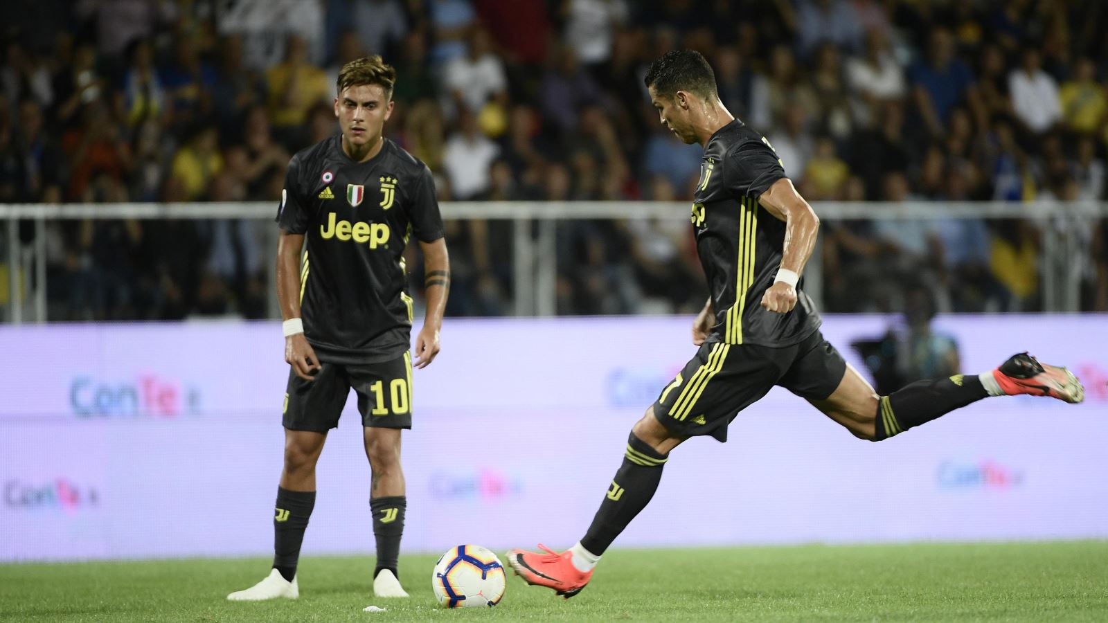 Juventus, Juve, Cristiano Ronaldo, cristiano ronaldo, serie a, đá phạt trực tiếp, đá phạt, bóng đá, bong da