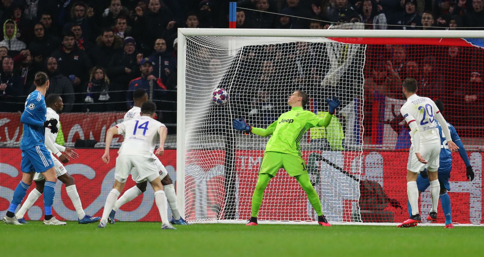 Ket qua bong da, Real Madrid vs Man City, Lyon vs Juve, Kết quả cúp C1, Kqbd, ket qua bong da hom nay, Lyon vs Juventus, Real vs Man City, kết quả bóng đá, bóng đá, C1