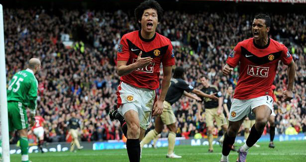 bóng đá, bong da hom nay, mu, liverpool, jamie carragher, gary neville, rooney, park ji sung, torres, ngoai hang anh