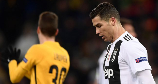 Tin tức bóng đá, Bong da, Tin bong da, Ronaldo làm từ thiện, Cristiano Ronaldo, bóng đá, bong da hom nay, Ronaldo, Ronaldo giảm lương, Ronaldo hiến máu, CR7, từ thiện