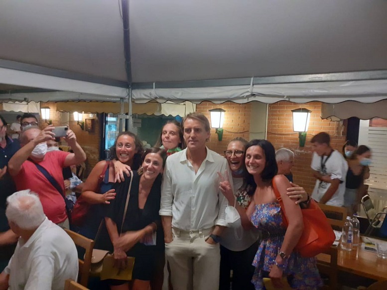 Roberto Mancini, EURO 2021, Ý, Jesi, bóng đá, tuyển ý, ý vô địch EURO 2021
