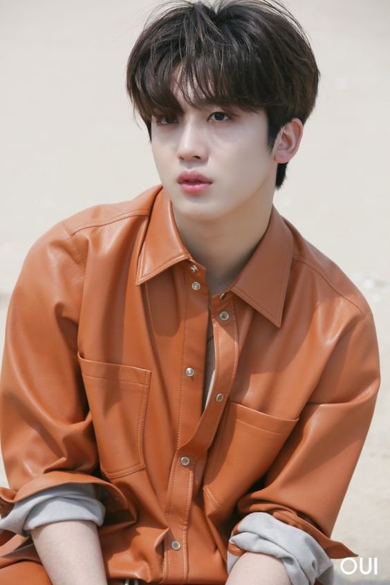 BTS, BTS tin tức, BTS thành viên, Kpop, ARMY, BTS army, bts idol, bts profile, bts visual, ảnh bts, Astro, kpop idol, Enhypen, BTS youtube, BTS photo