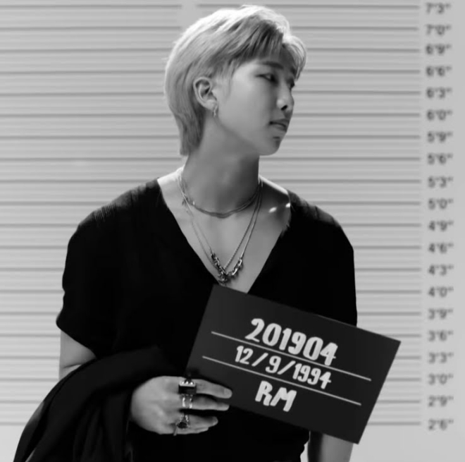 BTS. BTS giải mã con số bí ẩn trong MV Butter. BTS Butter. BTS MV