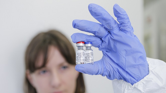 Nga đặt tên vaccine ngừa COVID-19 mới, hơn 1 tỷ liều đã được đặt mua