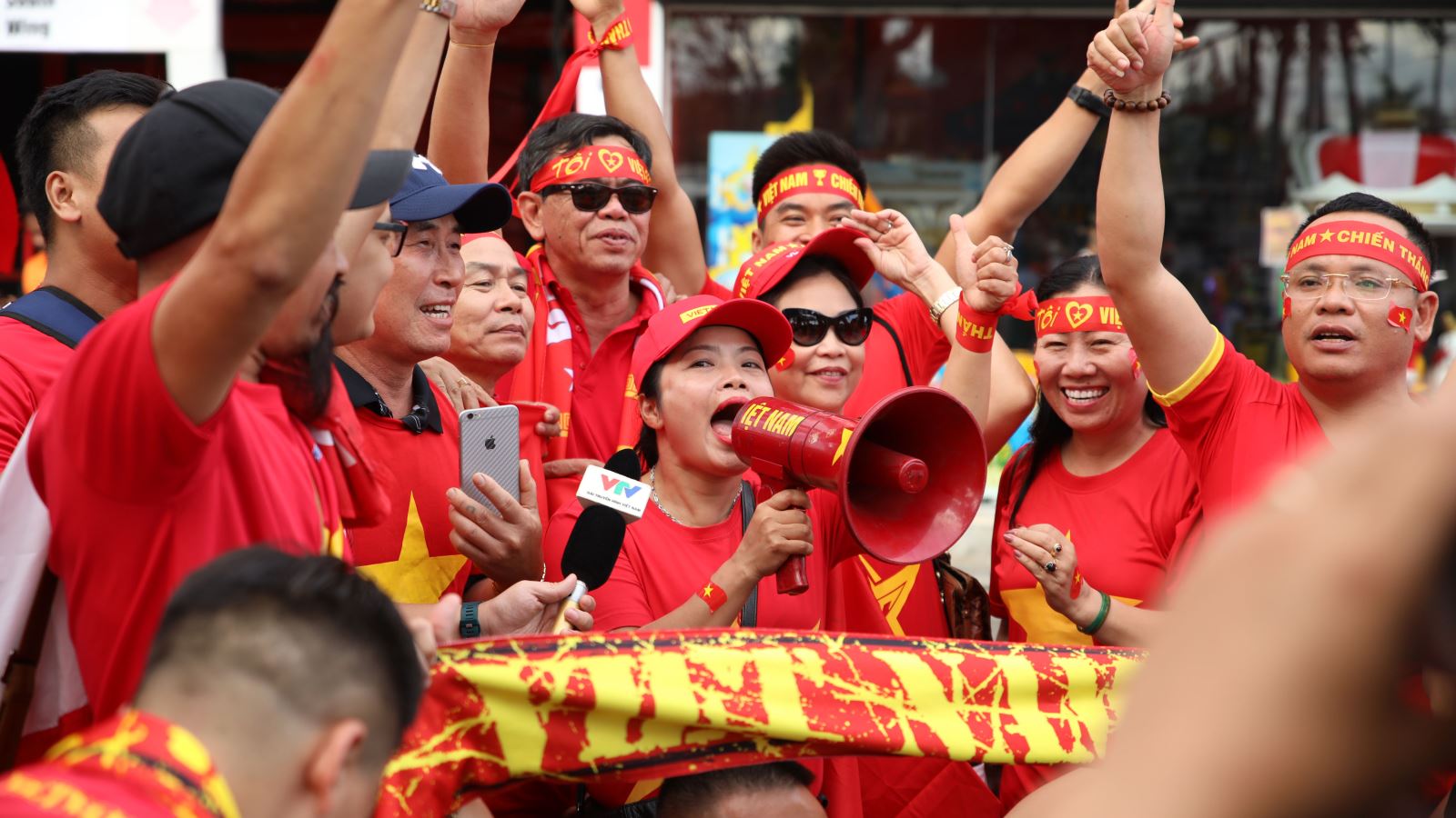 truc tiep bong da hôm nay, Indonesia đấu với Việt Nam, VTV6, VTV5, VTC1, VTC3, trực tiếp bóng đá, Việt Nam vs Indonesia, xem bóng đá trực tuyến, Indonesia và Việt Nam