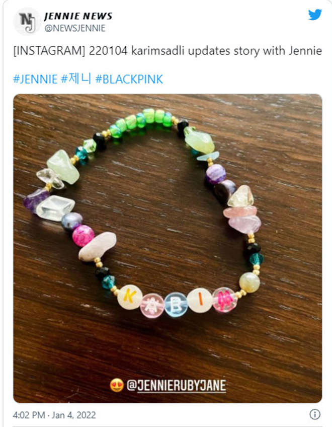 Blackpink, Jennie, Ảnh chưa công bố của Jennie ở Paris, Lisa, Jennie tư thế lạ