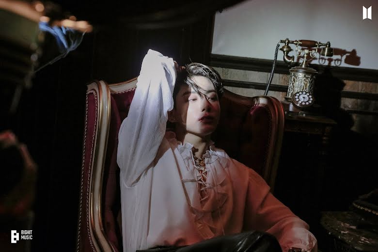 BTS. Jungkook. Ảnh hậu trường Me Myself and Jungkook. V BTS. Jimin. Jin