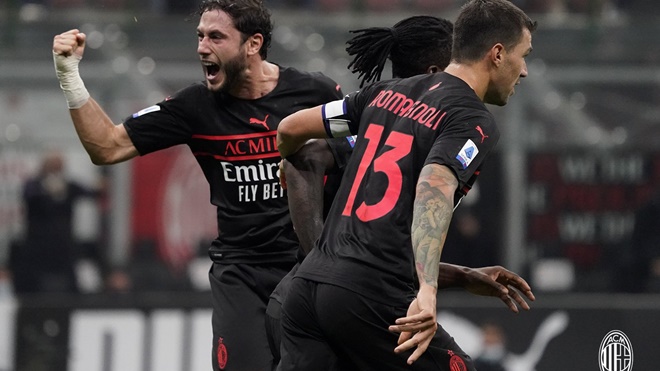 Vòng 8 Serie A: Milan lên đầu bảng, Inter thua trận đầu tiên