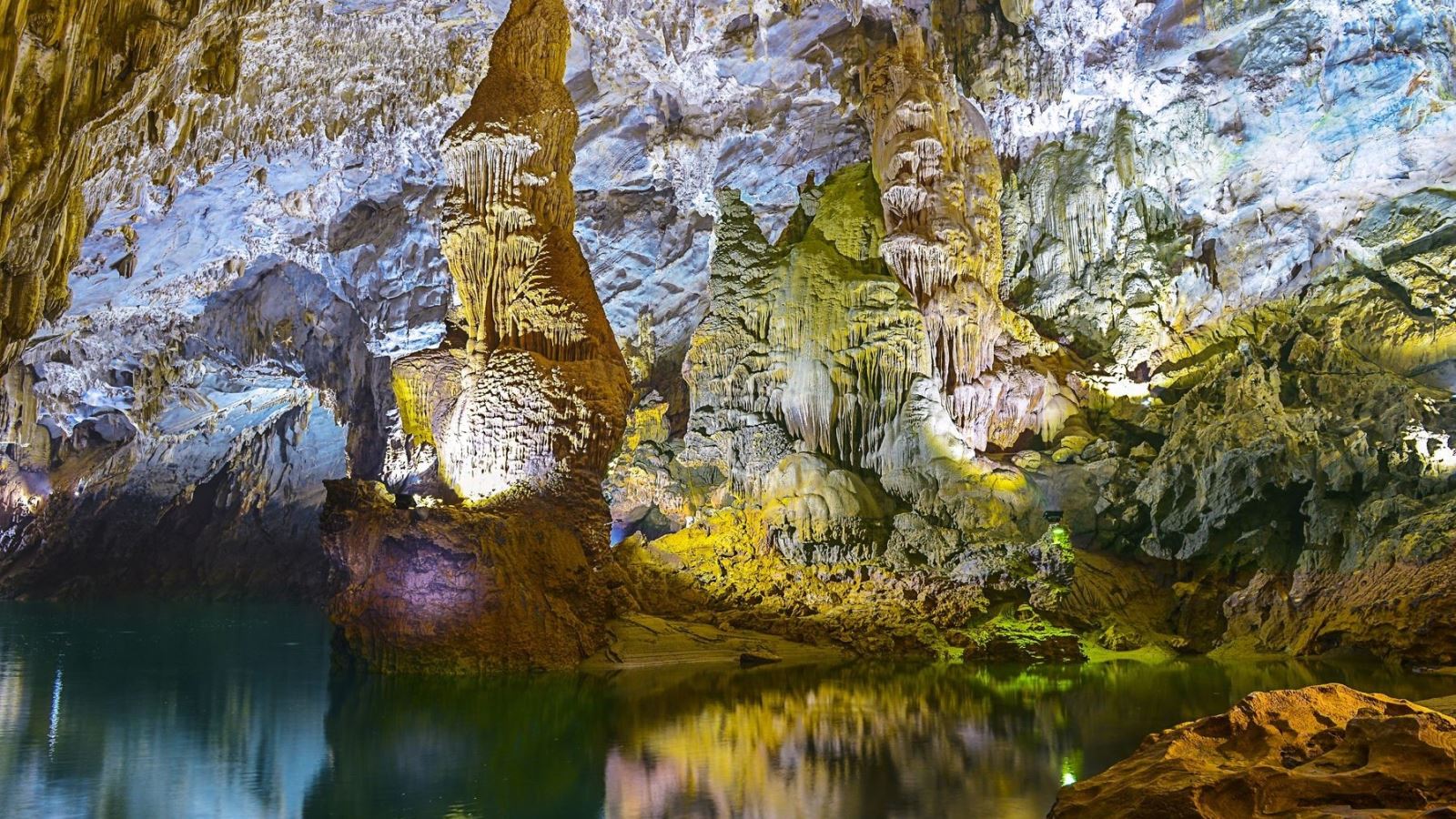 Quảng Bình: Phát hiện 44 hang động mới trong khu vực Phong Nha - Kẻ Bàng