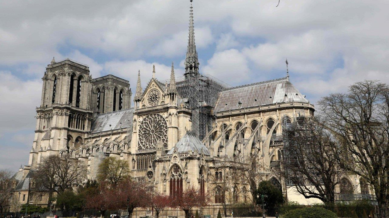 Vụ cháy Nhà thờ Đức Bà Paris: Quỹ tái thiết nhận được hơn 1 tỷ USD