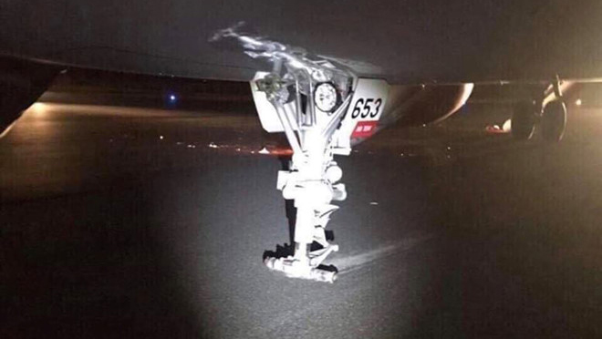 Tịch thu bằng lái vô thời hạn tổ lái máy bay Vietjet bị rơi bánh ở sân bay Buôn Ma Thuột