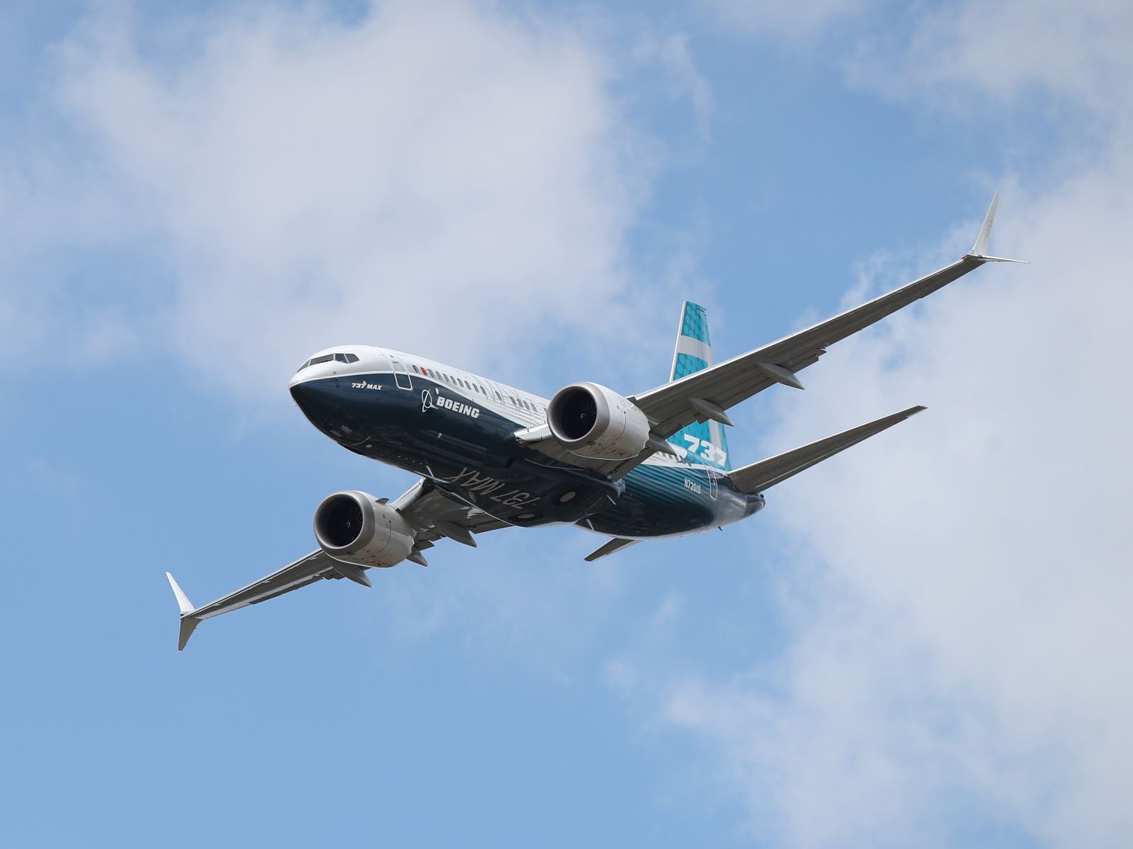 Boeing 737 max. Самолёт Боинг 737 8 Макс. Boeing 737 Max 7. 737 Макс s7. Обои Boeing 737 Max.