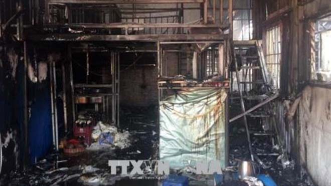 Hà Nội: Cháy lớn tại Triều Khúc, nhiều cửa hàng bị thiêu rụi