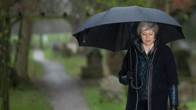 Thủ tướng Anh cảnh báo nguy cơ đất nước rơi vào tình huống nguy hiểm