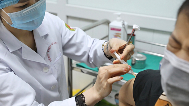 Hơn 35.000 người ở Việt Nam đã được tiêm vaccine ngừa Covid-19