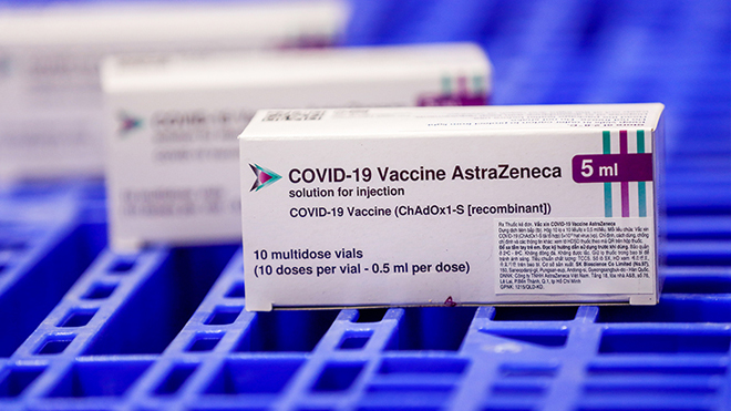 Tìm ra nguyên nhân dẫn đến biến chứng đông máu sau tiêm vaccine ngừa Covid-19 của AstraZeneca