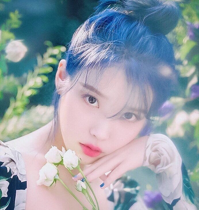 BTS. V BTS. Red Velvet. Twice. IU. tóc xanh. Blue Hair. BTS tóc xanh ma