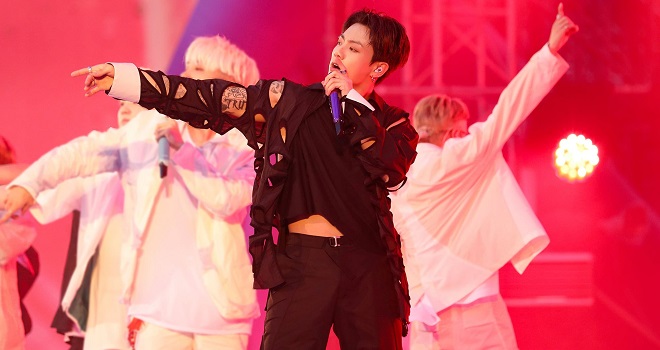 BTS, Jungkook, BTS 2021, BTS tin tức, BTS butter, BTS Jungkook, Jungkook hình xăm, Jungkook áo xuyên thấu, Jungkook ảnh đẹp, Jungkook video, Jeon Jungkook, jungkook body