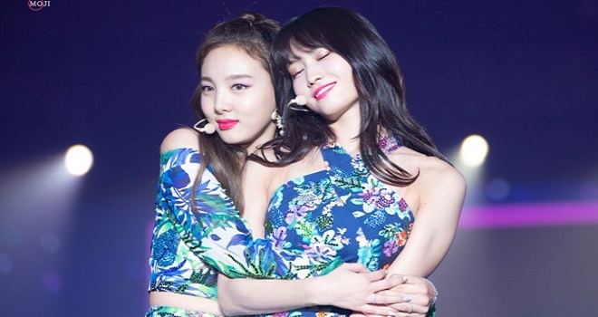 Twice, Twice 2021, Twice tin tức, JYP Entertainment, Nayeon, Jihyo, Sana, Mina, Momo, Jeongyeon, Tzuyu, Dahyun, Chaeyoung, Twice bóc phốt, Twice thực tập sinh, Twice ảnh
