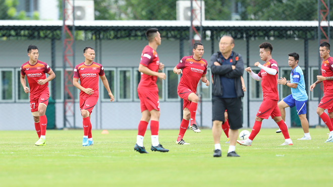 Chuyên gia dự đoán tuyển Việt Nam gặp Thái Lan ở chung kết AFF Cup 2020