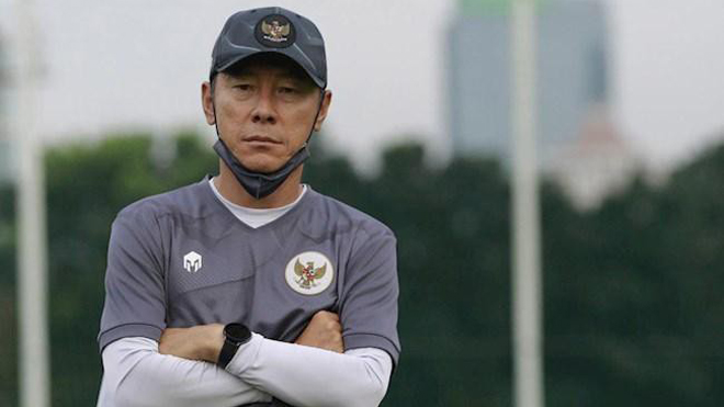 HLV Shin Tae Yong than vãn vì hàng thủ Indonesia chưa đủ tốt