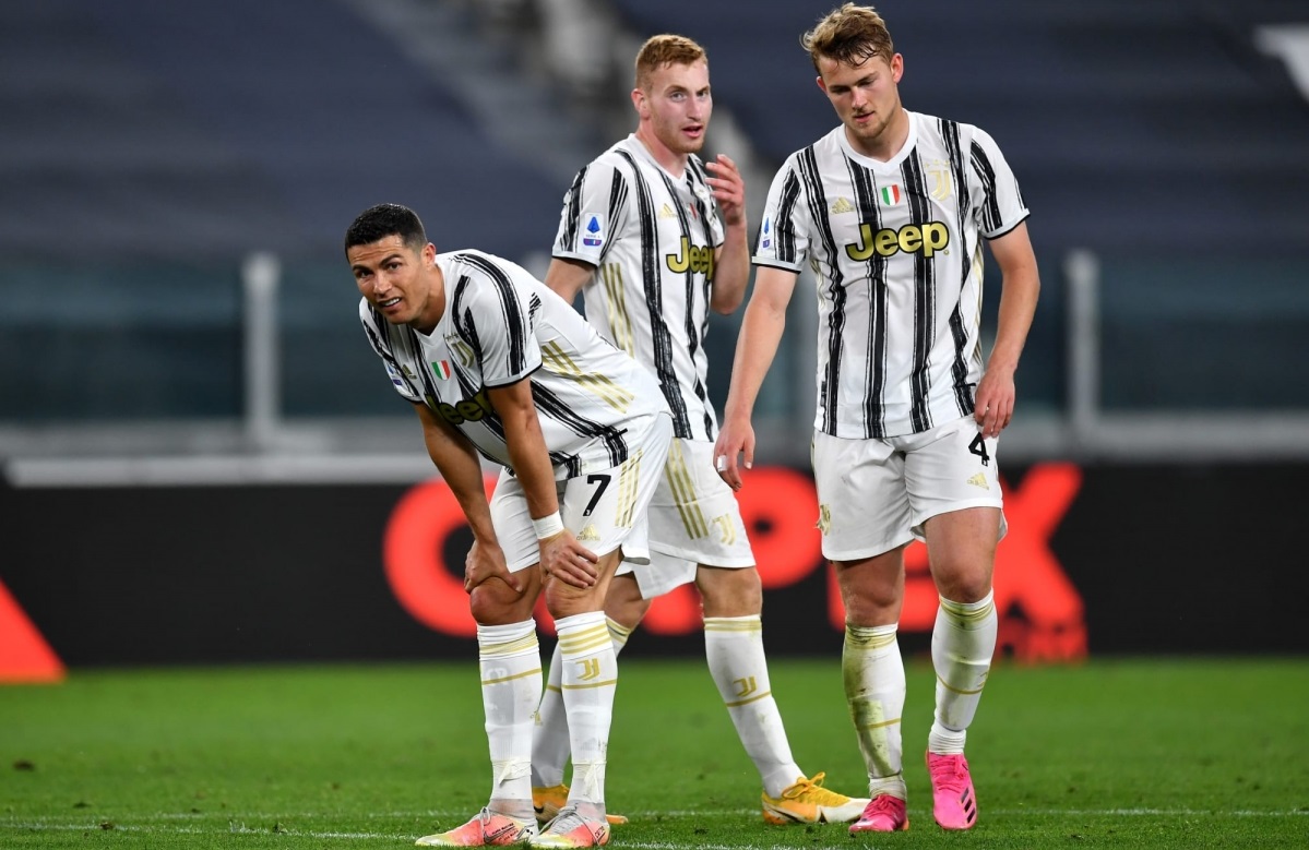 Bảng xếp hạng bóng đá Italia vòng 35: Milan khiến Juventus sắp mất vé dự C1