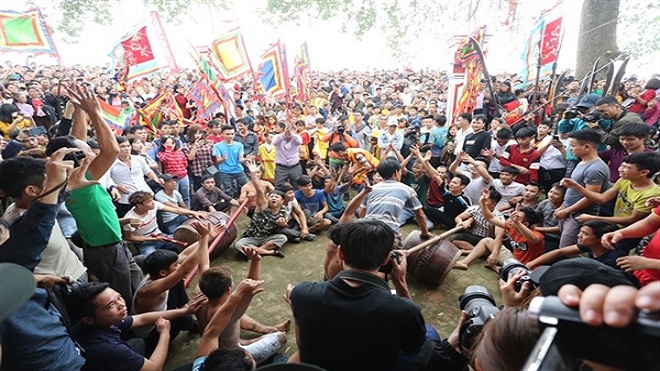 Nhiều địa phương tạm dừng tổ chức lễ hội, tập trung phòng chống dịch corona