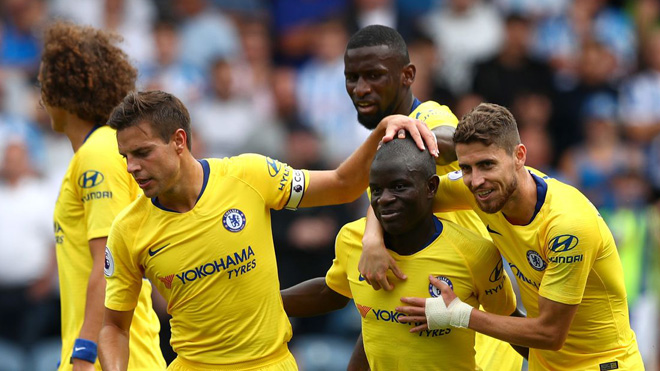 Hàng tiền vệ Chelsea: Kante được nâng cấp nhờ Sarri