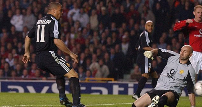 Bong da, bóng dá hôm nay, tin tức bóng đá hôm nay, MU, Ronaldo béo, người ngoài hành tinh, MU 4-3 Real Madrid, Real Madrid, CR7, Champions League, cúp C1 châu Âu, Beckham