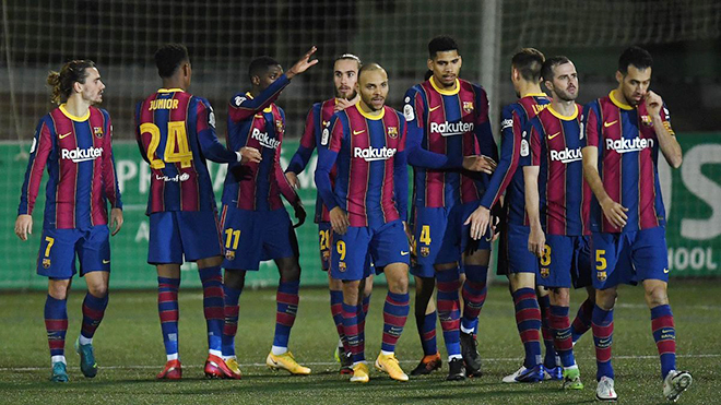 Không Messi, 2 lần đá hỏng phạt đền, Barca chật vật ở Cúp Nhà Vua