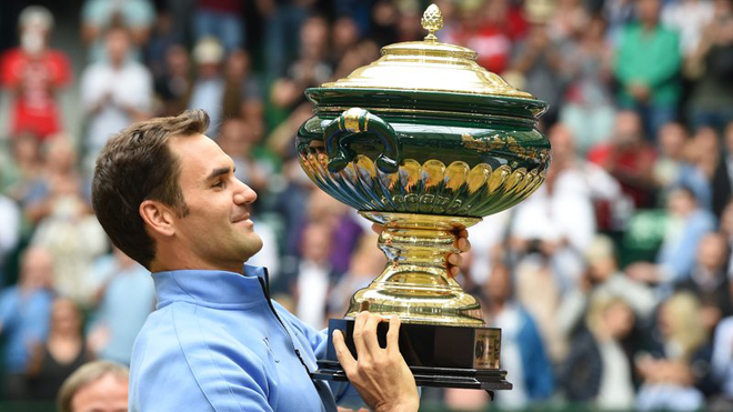 Tennis ngày 26/6: Federer lần thú 9 đăng quang tại Halle. Huyền thoại McEnroe xếp Serena hạng... 700 trên BXH ATP