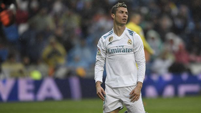 Khủng hoảng ở Real Madrid: Zidane sắp bị sa thải, Ronaldo bị 'chửi' khủng khiếp