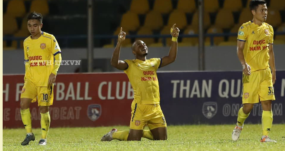 bóng đá Việt Nam, tin tức bóng đá, bong da, tin bong da, Hà Nội FC, Tấn Tài, chuyển nhượng V League, lịch thi đấu V League, kết quả bóng đá hôm nay
